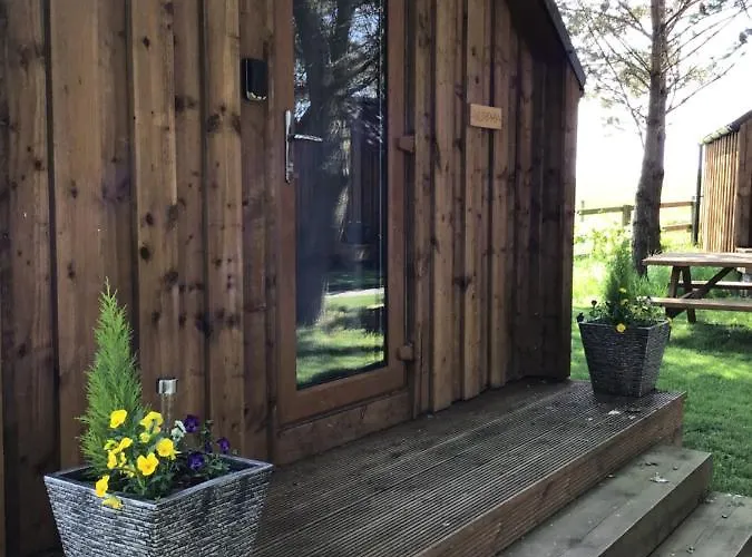 Cow Close Pods Campsite